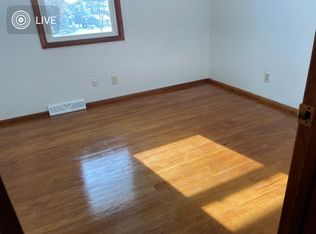 9424 W Howard Ave, Milwaukee, WI 53228