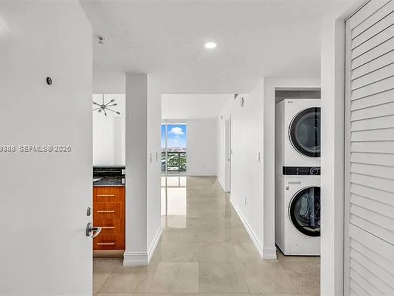 1800 N Bayshore Dr #4208 — Photo 8