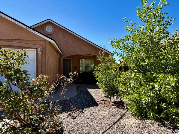 3617 Cameo Dr SW, Albuquerque, NM 87105