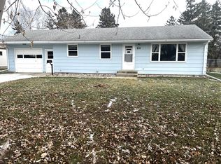 818 Foss Ave N, Fosston, MN 56542