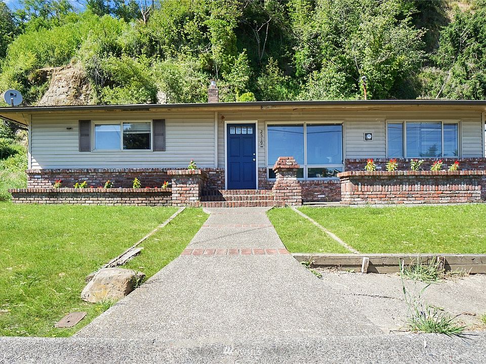 1st image of 2519 Queets Avenue