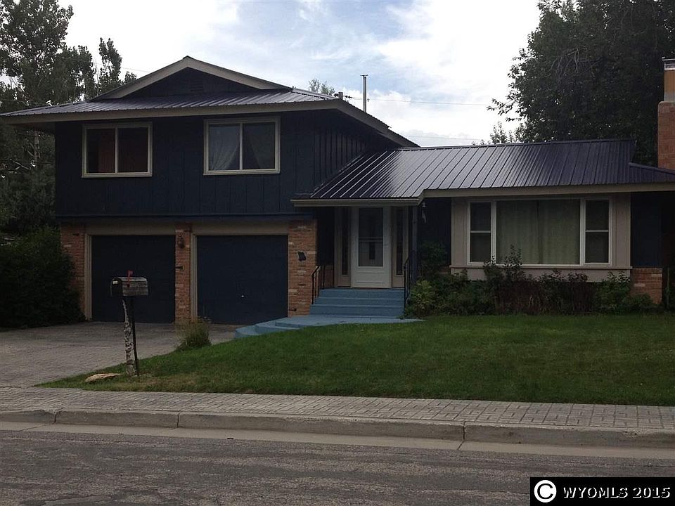 1st image of 645 Bonnie Brae St
