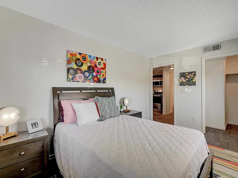 Solstice Apartment Homes — Photo 13