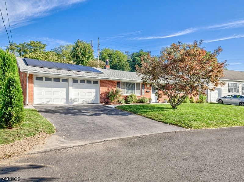 1st image of 20 Mckinley Ave