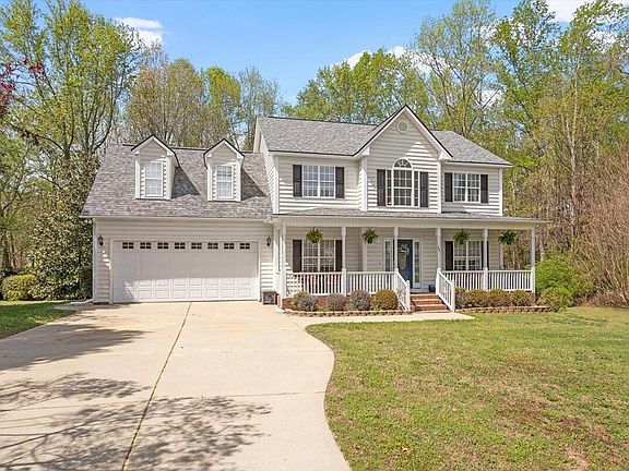 2nd image of 53 Stafford Cir
