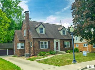 1018 E Norwood Ave, Peoria, IL 61603