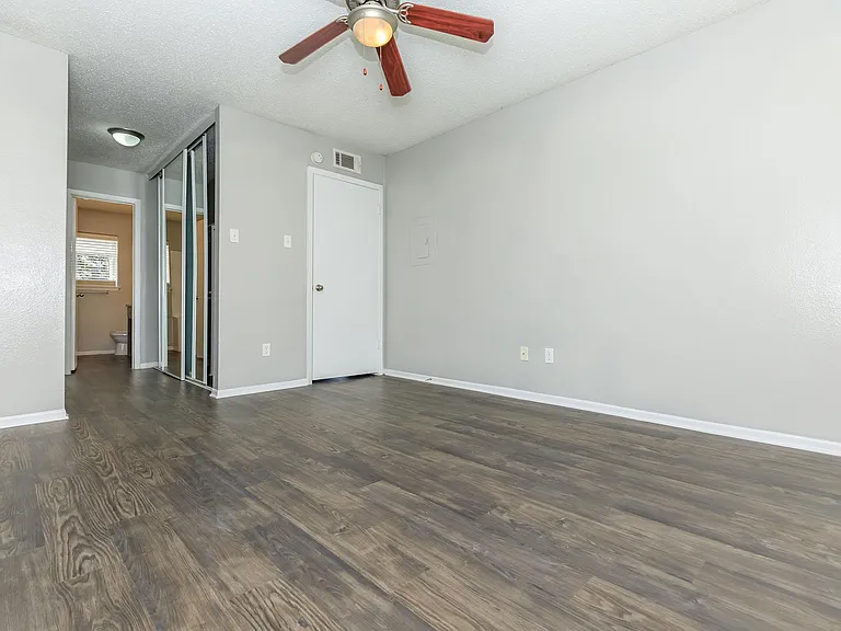 12148 Jollyville Rd — Photo 128