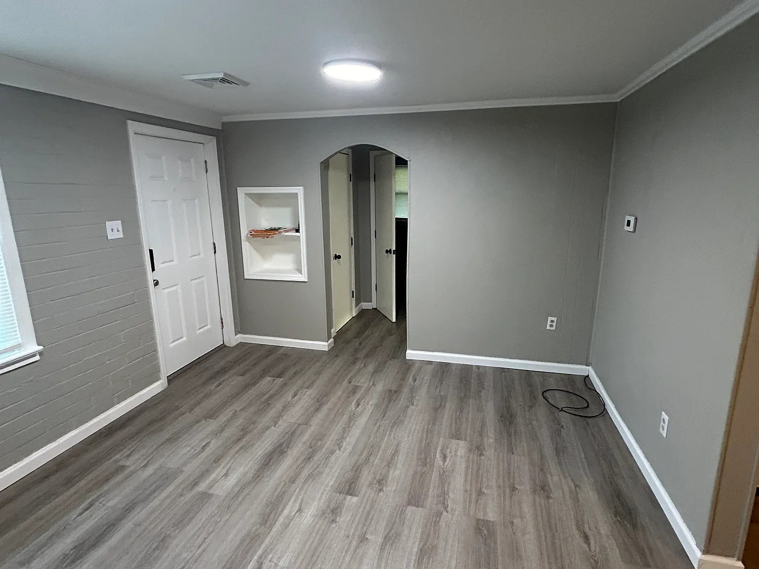 1 bed, 720 sqft, $800 — Photo 2