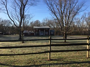 6633 Mud River Rd, Barboursville, WV 25504