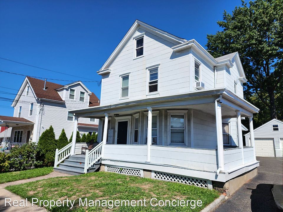 2nd image of 105 Parkview Ave Unit 6