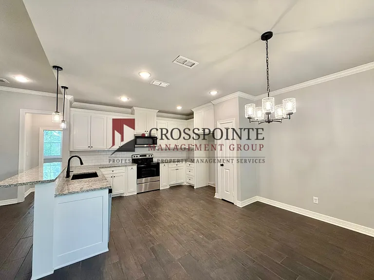 109 Rose Row Ln — Photo 5