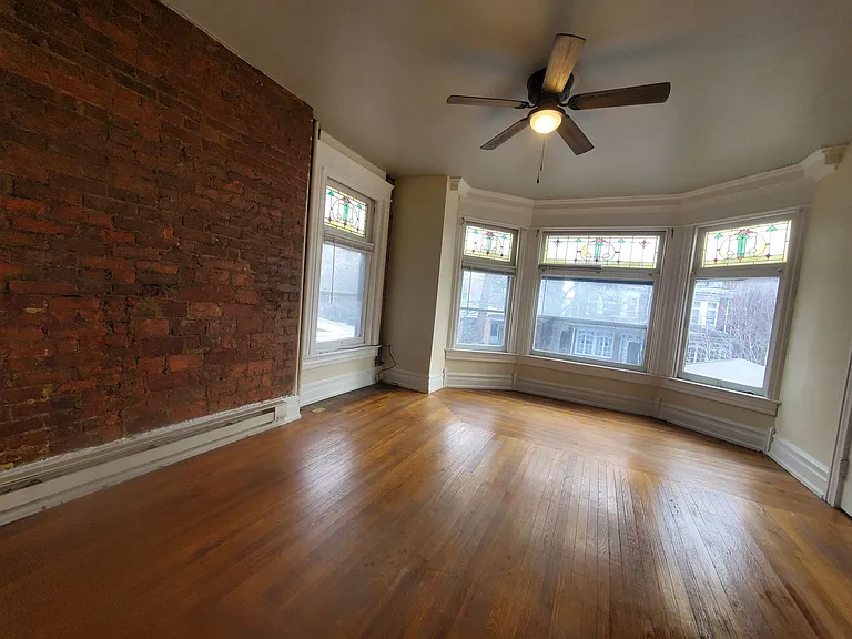 1639 W Turner St — Photo 13