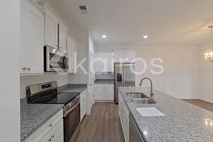103 English Oak Ln — Photo 6