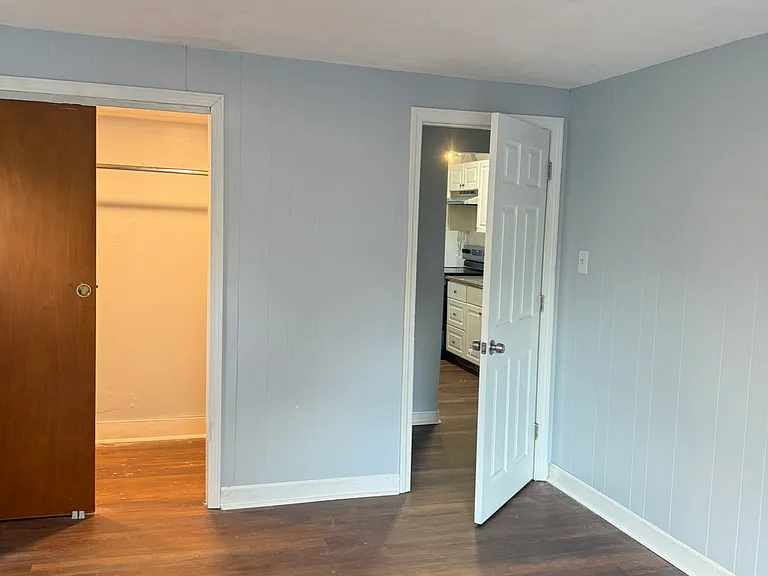 461 Aiken Ave #2 — Photo 11