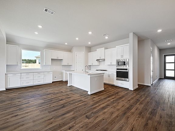5th image of 103 Big Pine Creek Ln