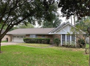 2114 Woodway Dr, New Caney, TX 77357