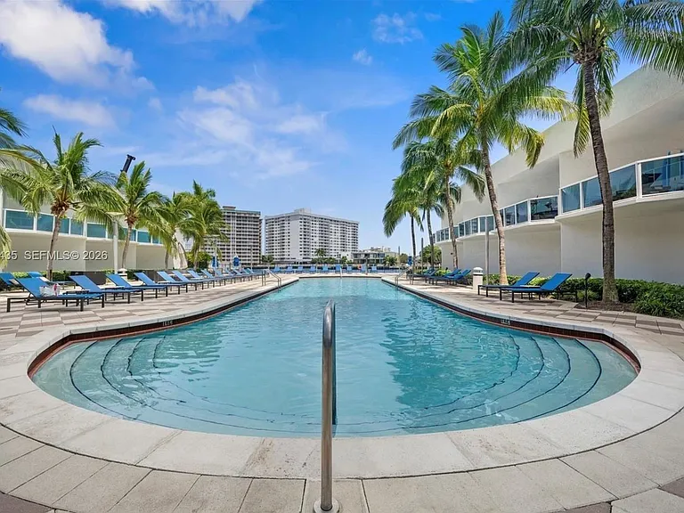 1945 S Ocean Dr #710 — Photo 43