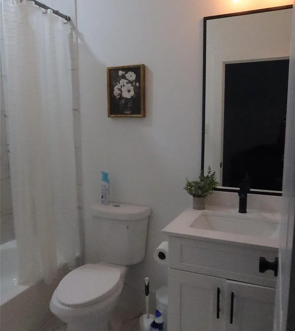 3 bed, 3.5 bath, 1839 sqft, $3,300 — Photo 4