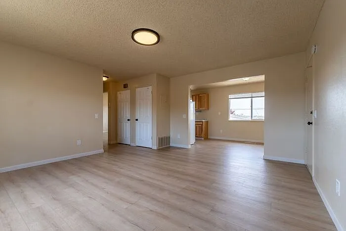 1185 Amador Ave #B — Photo 15