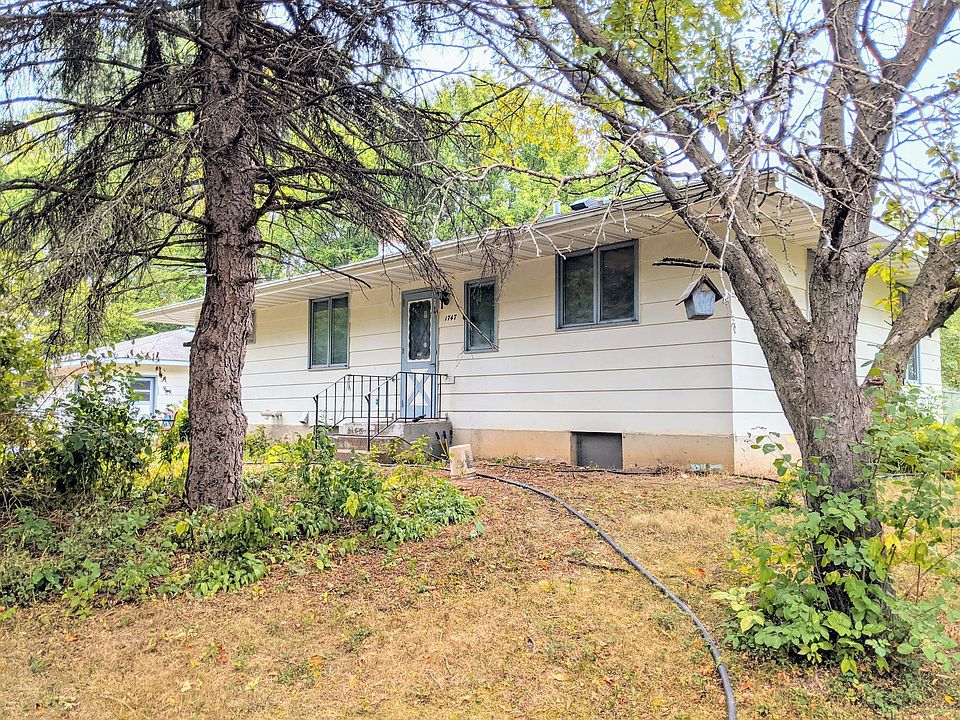 1st image of 1747 Desoto St