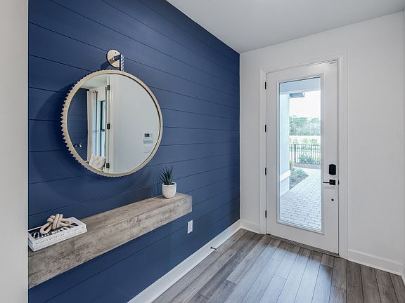 Bright and welcoming entry