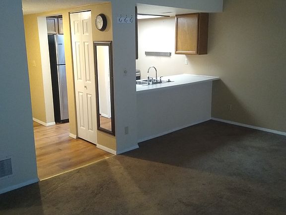 4th image of 148 W Rockrimmon Blvd APT 104