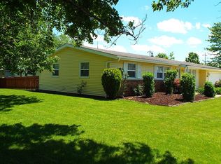 3814 Maplecrest Rd, Fort Wayne, IN 46815