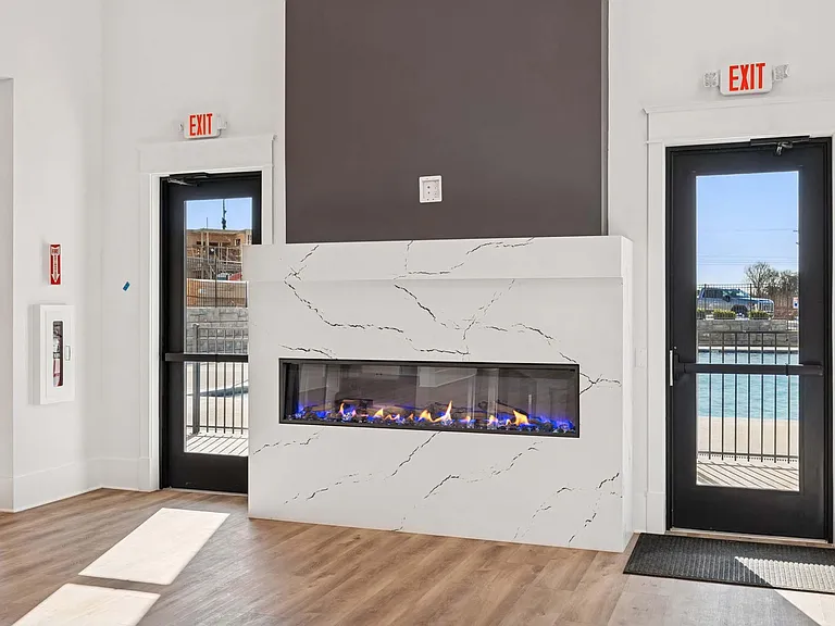 The Emerson at Commonwealth — Photo 48