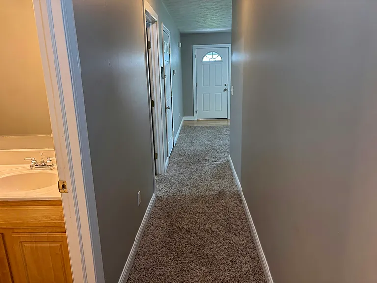 117-119 Valley Forge Ct #119 — Photo 10