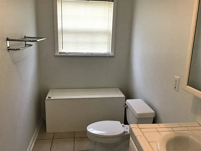 3446 Lee St — Photo 15