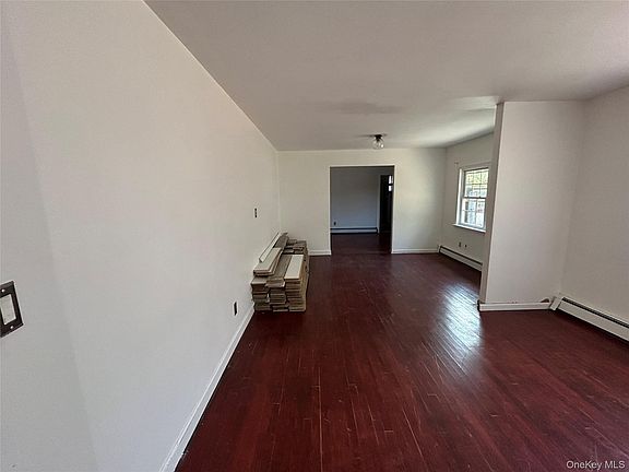 4th image of 8 Mahogany Road