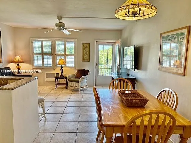 301 E McNab Rd #205 — Photo 9