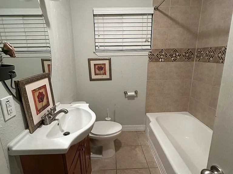 1803 Du Barry Ln — Photo 10