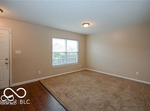 2nd image of 4327 Mahogany Dr
