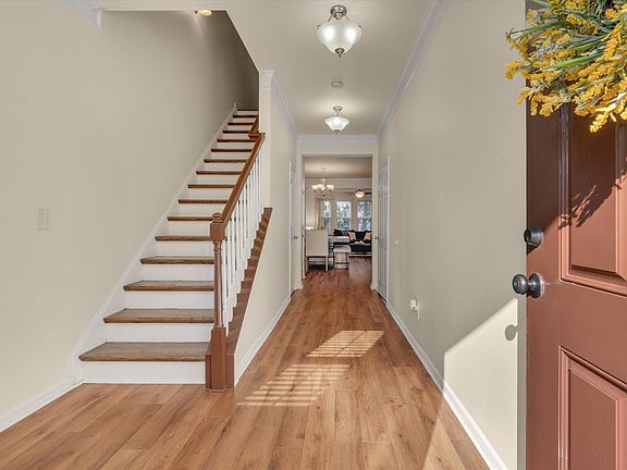 3rd image of 2821 Casona Way