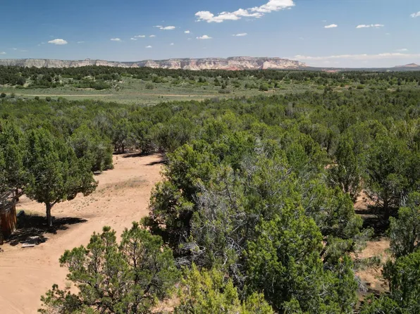 980 S Sitla Mineral Section B Rd, Mount Carmel, UT 84755