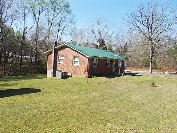 4th image of 225 Cedar Hollow Rd