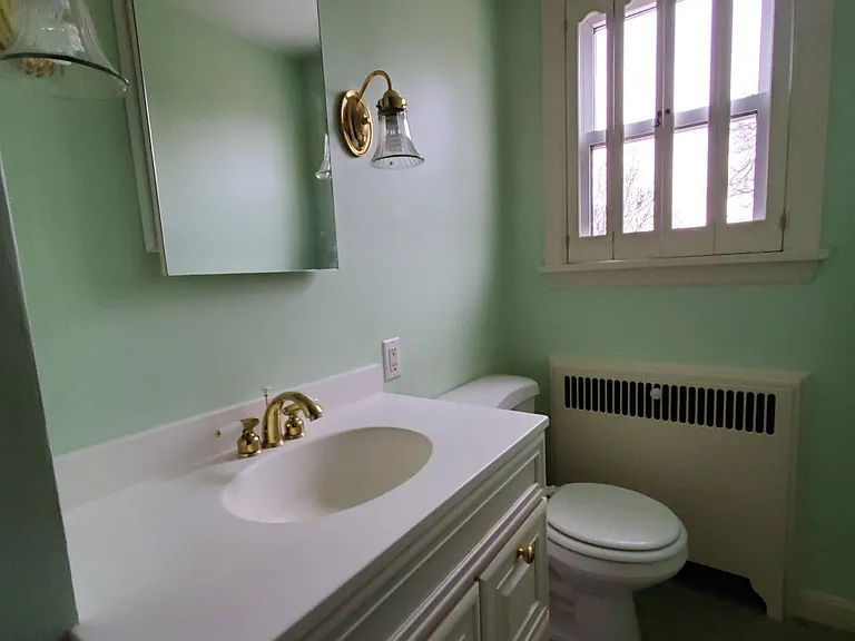 Full bathroom with walk in shower