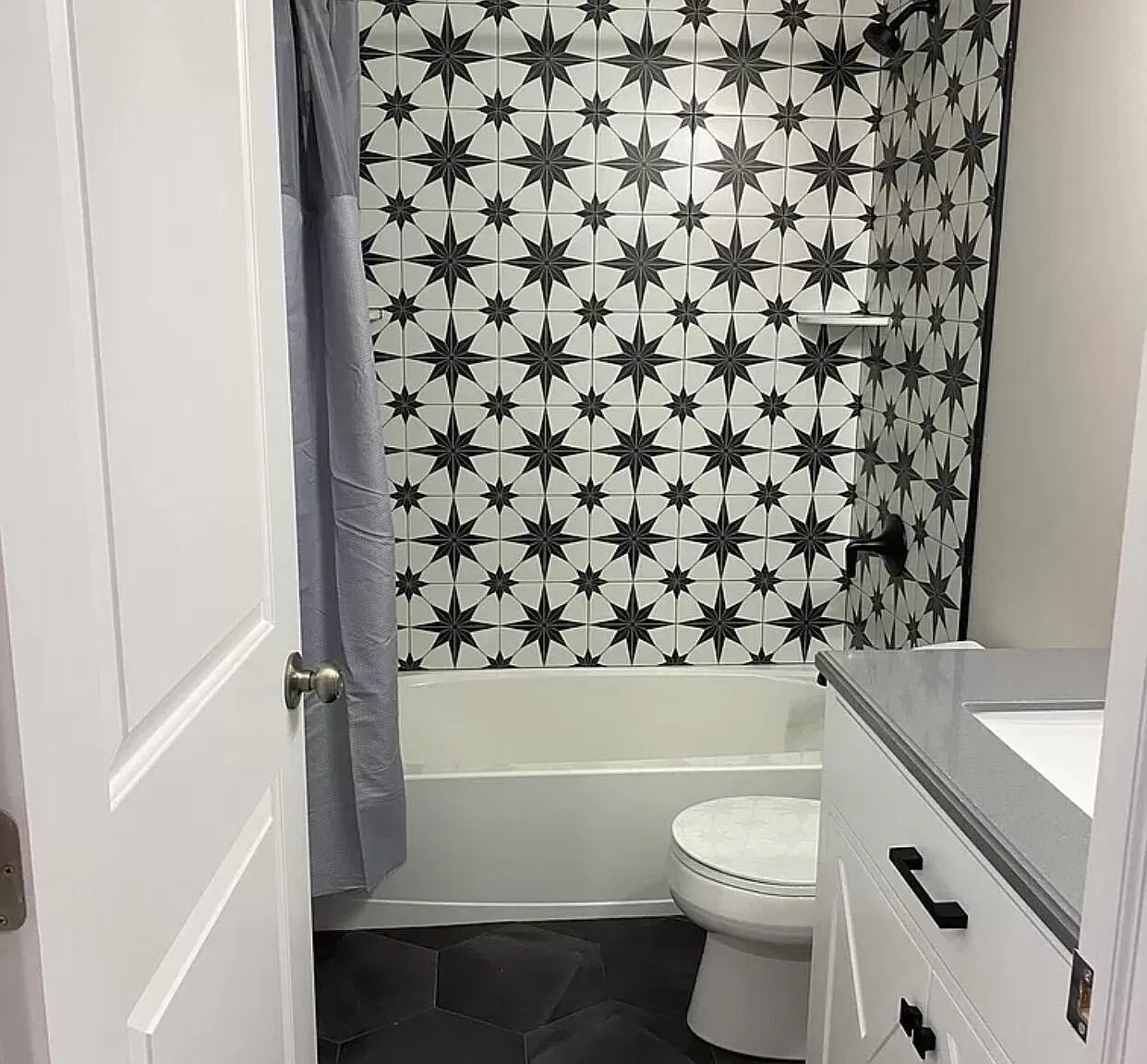 4 bed, 1997 sqft, $3,200 — Photo 4