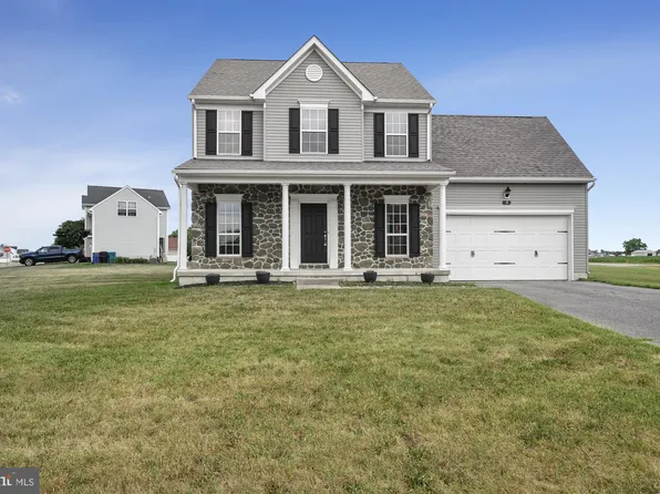 8 Tiburan Ct, Felton, DE 19943