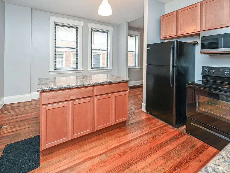 2342 Chickasaw St #3 — Photo 3