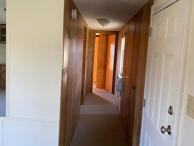 83 Bruceter Ln — Photo 5