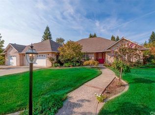 7 Walnut Park Dr, Chico, CA 95928