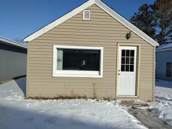 118 State St NW, Evansville, MN 56326