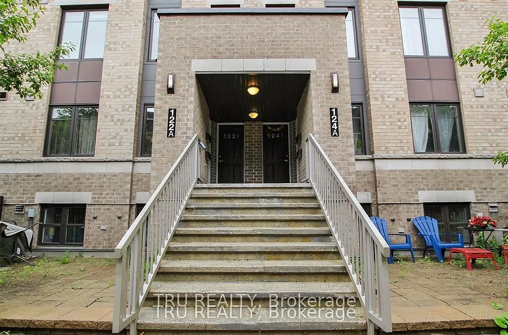 2 bed, $2,395 — Photo 2
