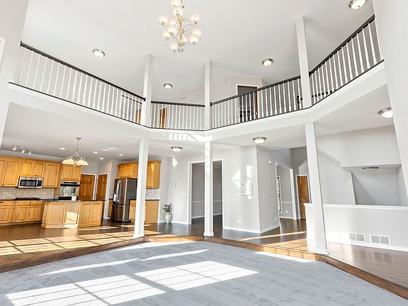 5th image of 3168 Kingbird Ln