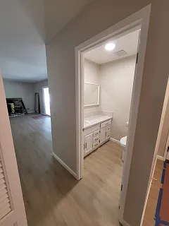 1095 Pacific St — Photo 5