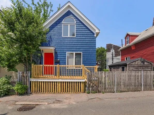 9 Nevada Ave, Somerville, MA 02143