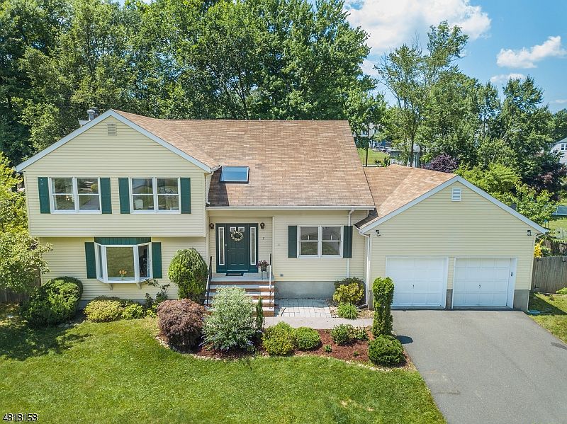1st image of 5 Woodside Ave