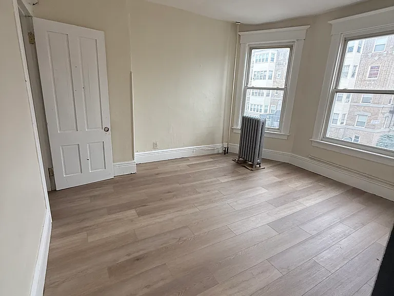 50 S Walnut St #1 — Photo 7